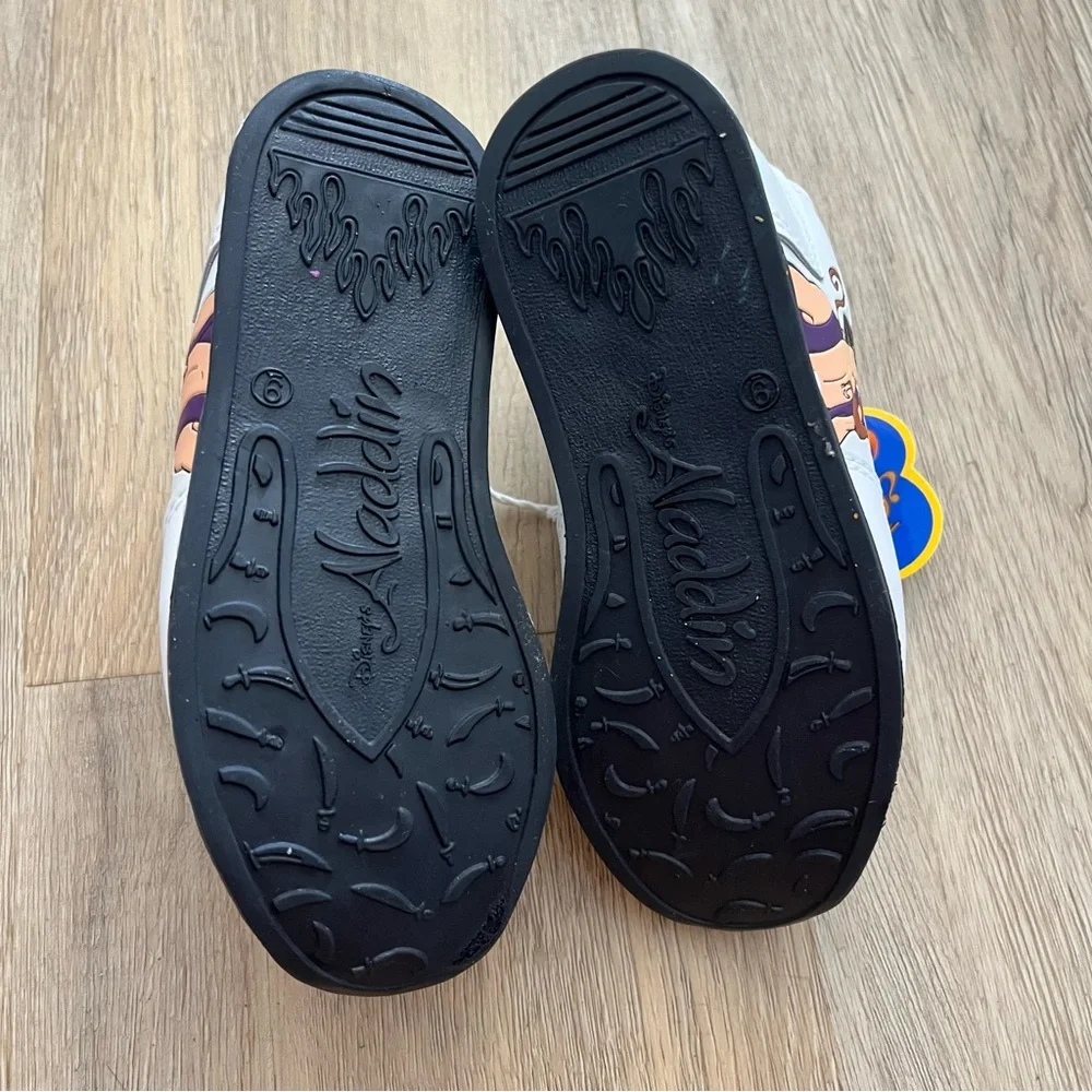 90s Vintage Aladdin  White Sneakers Toddler size 9 - Picture 6 of 6